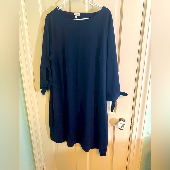 Talbots 2x Navy Blue dress with 3/4 sleeves and cute tied cuffs - Picture 1 of 9